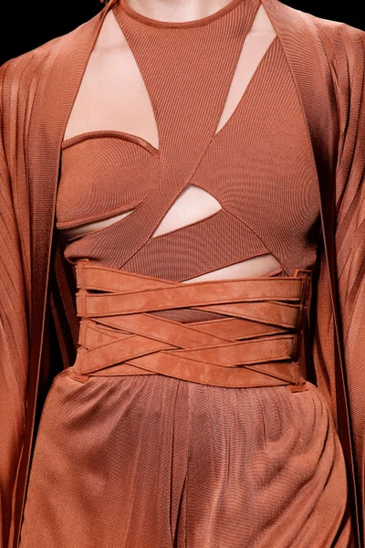 Look 2